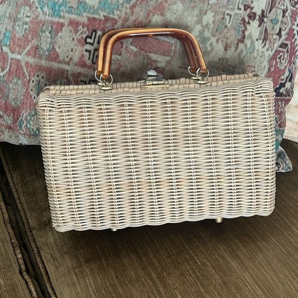 Handbags - Vintage basket bag